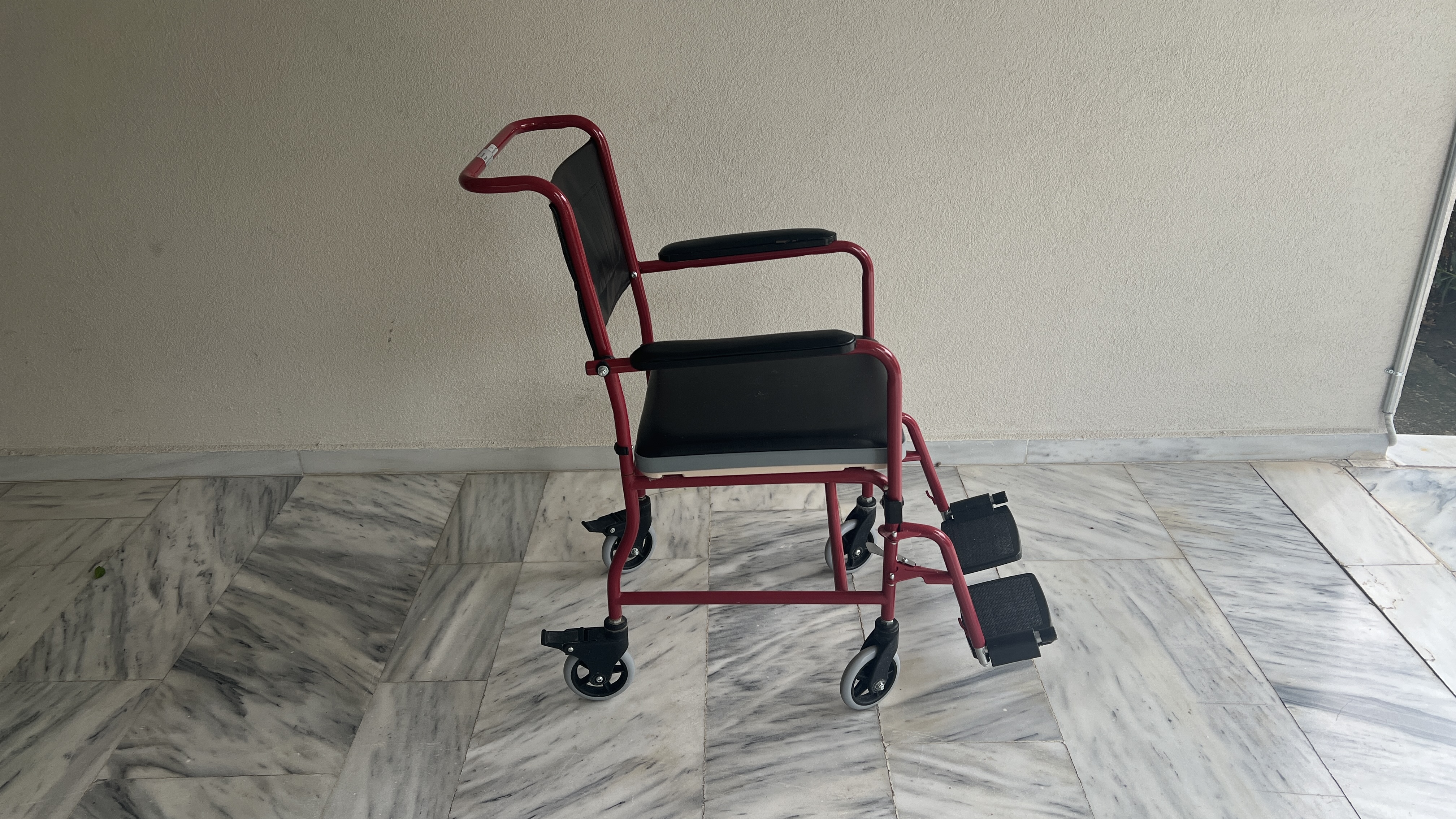 Καρέκλα μπάνιου wc